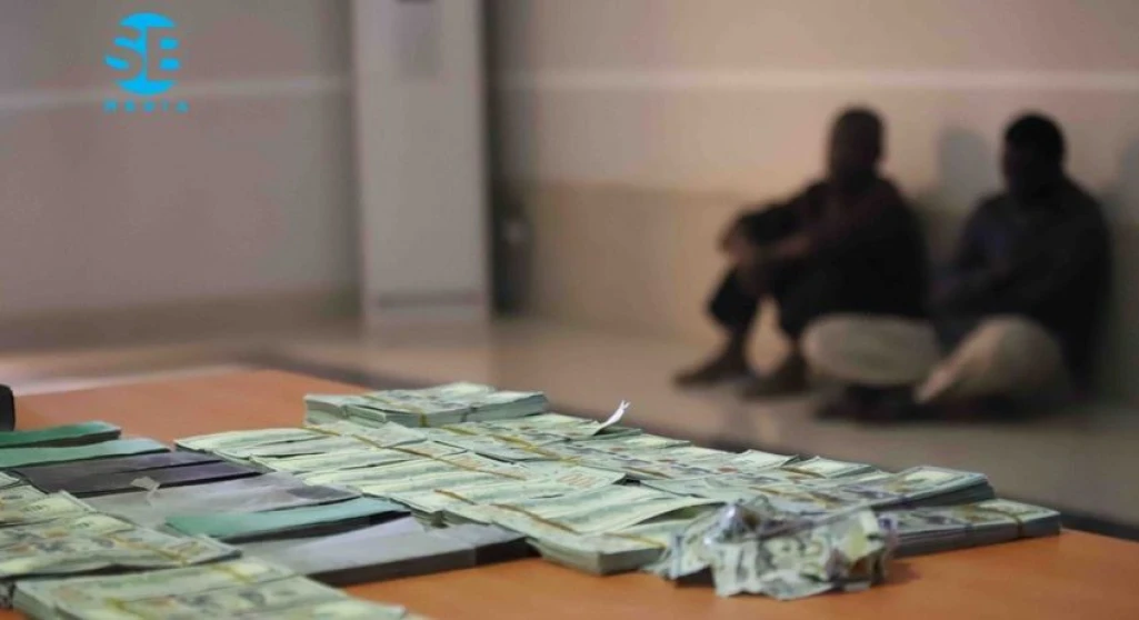 Police arrests two people accused of trading fake dollars in NBG