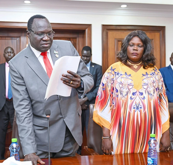 President Kiir directs new Defense Minster to carryout disarmament