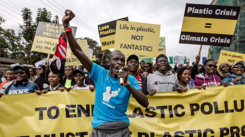 Hundreds of activists demand plastic action in Kenya