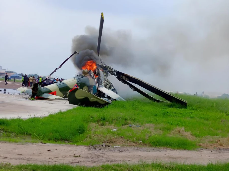 No survivors after military helicopter crashes in DR Congo