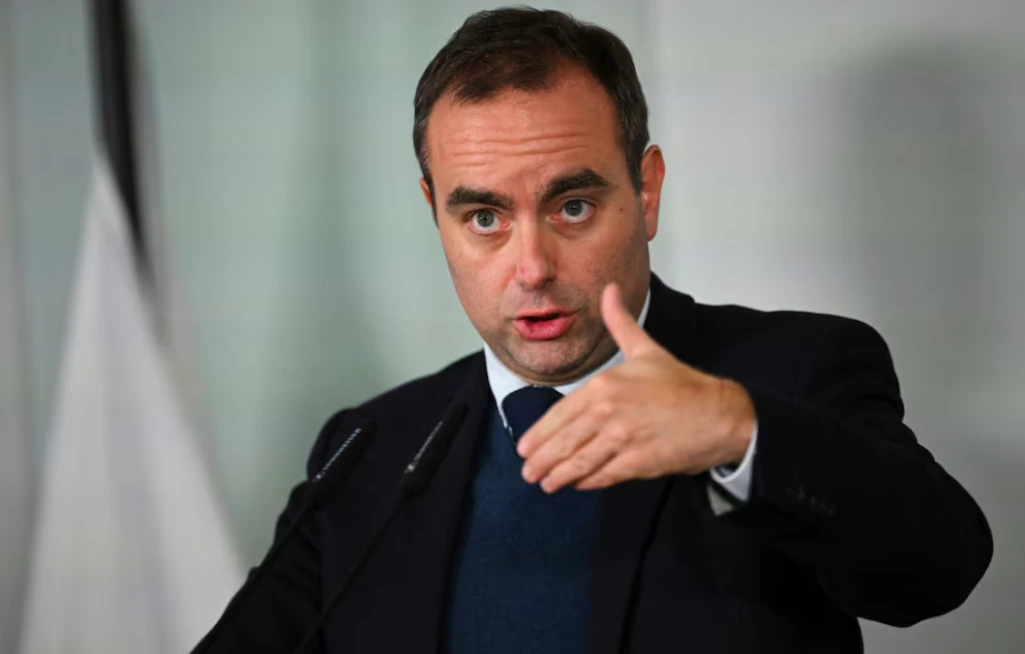 France says it launched missile strikes on ISIS in Syria on Sunday