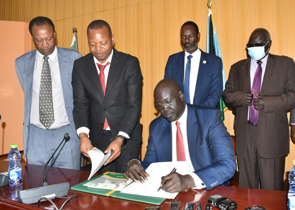 South Sudan signs IGAD protocols on free movement of persons and transhumance.