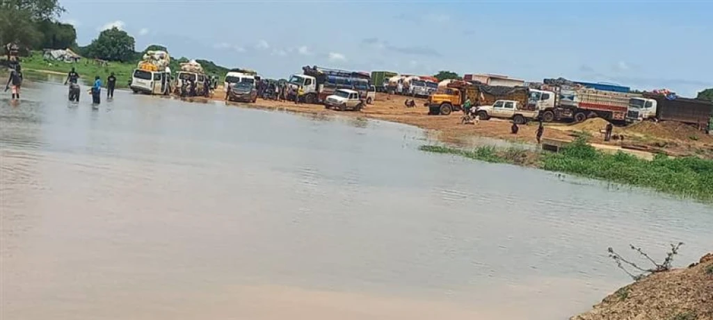 85 vehicles stranded on Bahr el Ghazal highway