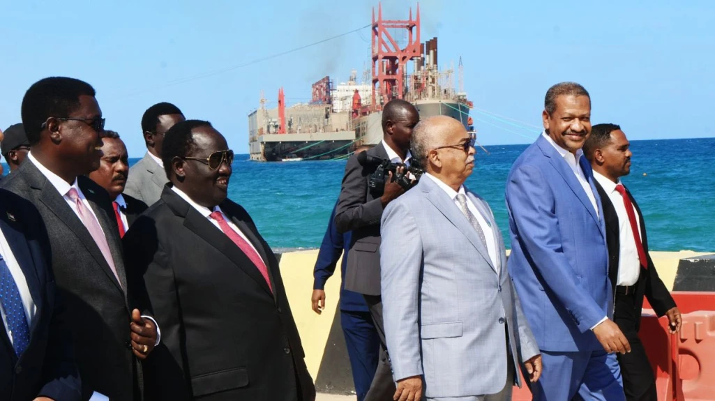 Kiir envoy inspects Port Sudan oil facilities after meeting Burhan
