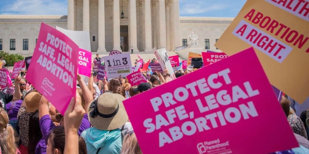 South Carolina top court overturns law banning abortion after six weeks
