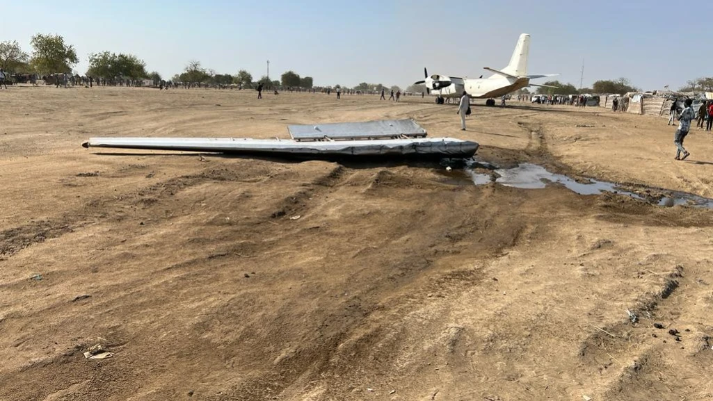 A cargo plane crash-lands in Agok airstrip